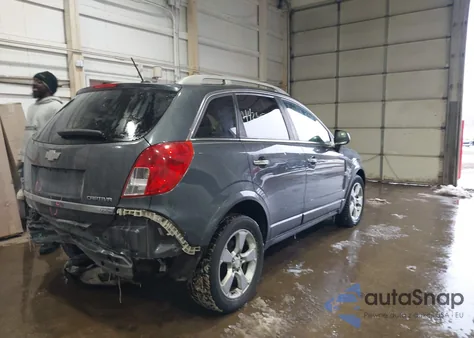 2013 Chevrolet Captiva Sport Ltz z USA, uszkodzony, nr VIN 3GNAL4EK8DS555023